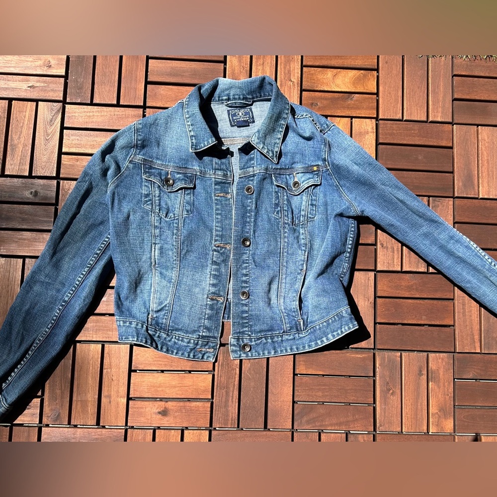 Lucky Brand woman’s Jean jacket